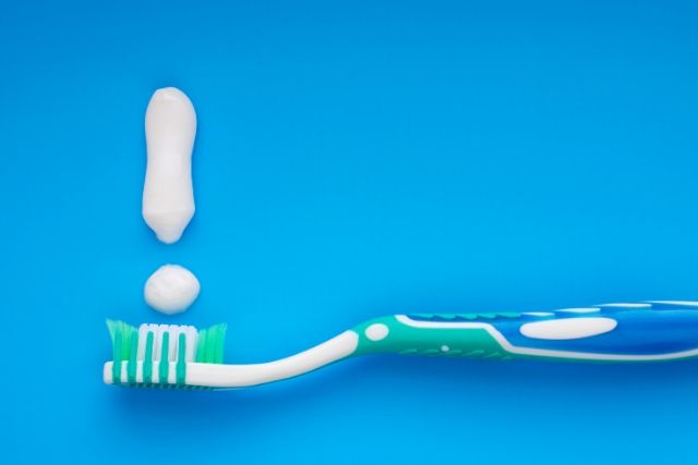 es efectiva la pasta de dientes blanqueadora